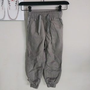 Size 5 Kids A set of 2